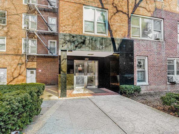 525 W 236th Street 6A, Bronx NY 10463
