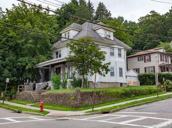 824 Paulding Street