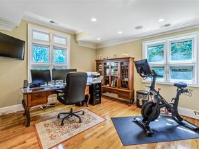 61 Lakeshore Drive, Eastchester NY 10709