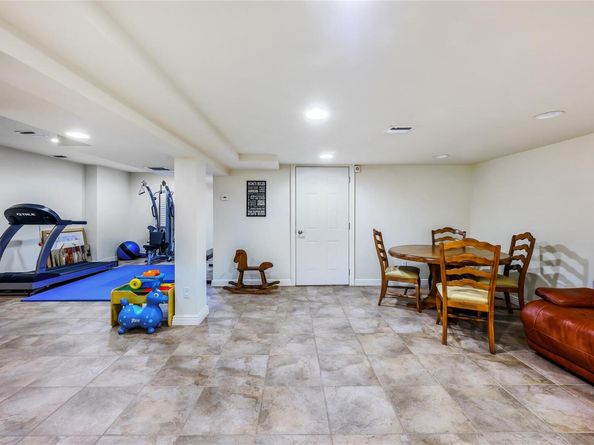 61 Lakeshore Drive, Eastchester NY 10709