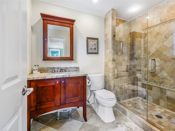 61 Lakeshore Drive, Eastchester NY 10709