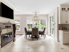 23 Legends Circle, Melville NY 11747