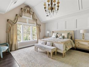 23 Legends Circle, Melville NY 11747
