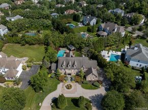 23 Legends Circle, Melville NY 11747