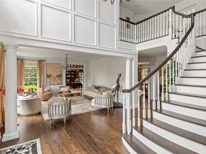 23 Legends Circle, Melville NY 11747