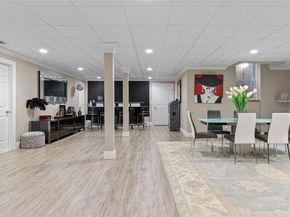 23 Legends Circle, Melville NY 11747