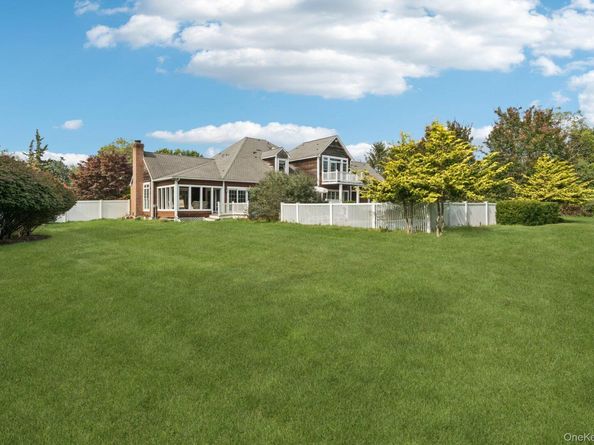 12 Laila Lane, Remsenburg NY 11960