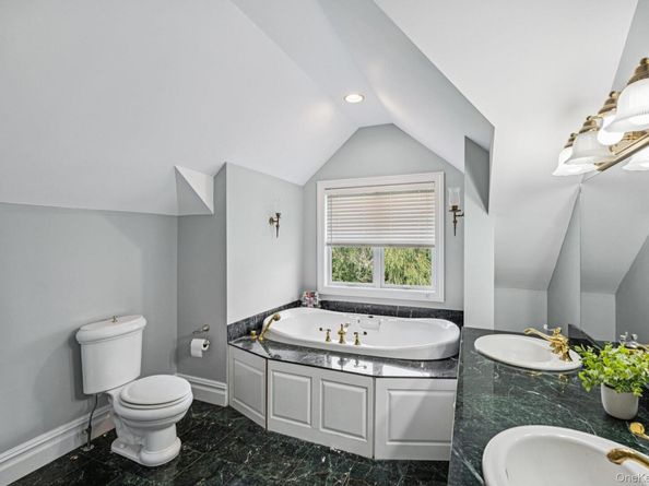 12 Laila Lane, Remsenburg NY 11960