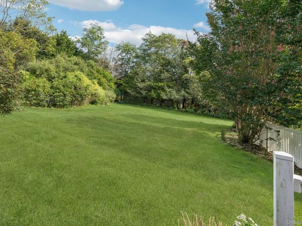 12 Laila Lane, Remsenburg NY 11960