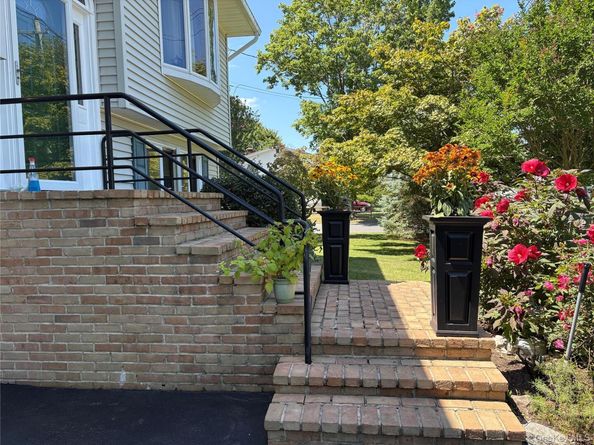 110 Clinton Avenue, Port Jefferson Station NY 11776
