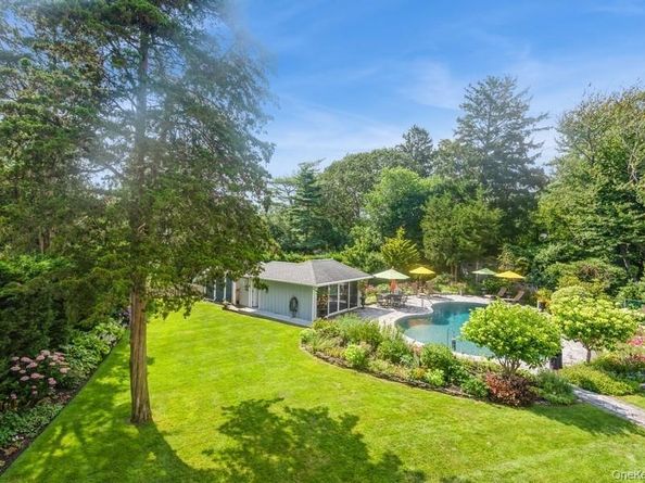 330 Private Road, East Patchogue NY 11772