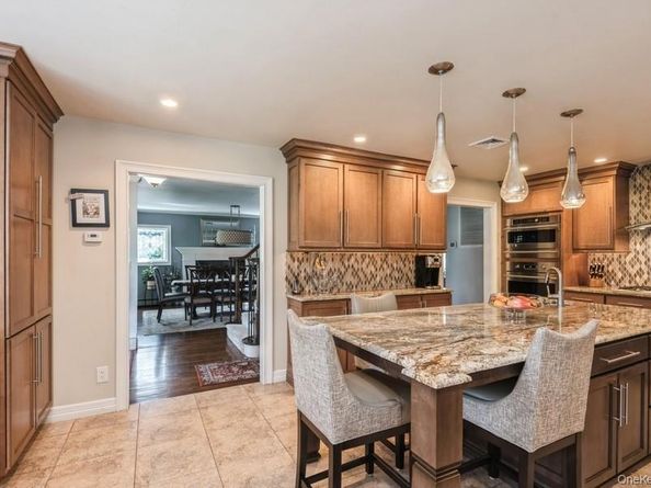 330 Private Road, East Patchogue NY 11772