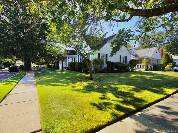 495 Emerson Avenue, Baldwin NY 11510