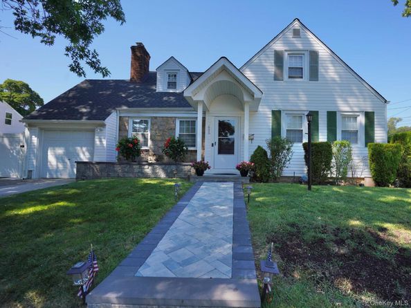 495 Emerson Avenue, Baldwin NY 11510