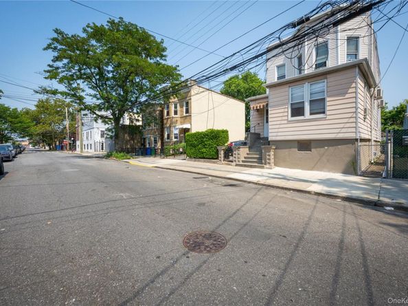 58-17-15 Penrod Street, Corona NY 11368