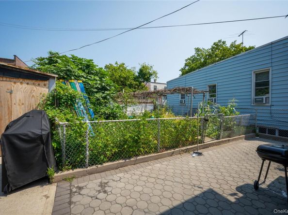 58-17-15 Penrod Street, Corona NY 11368