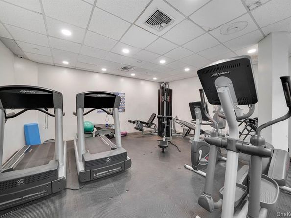 725 Miller Avenue 137, Freeport NY 11520