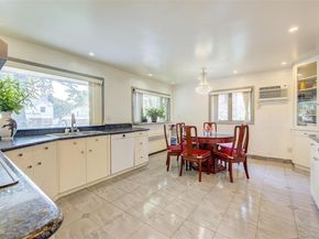 249-35 51 Avenue, Little Neck NY 11362