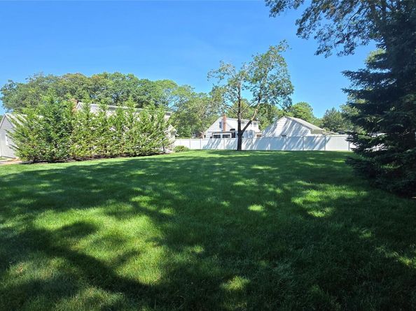 52 Timber Drive, Calverton NY 11933