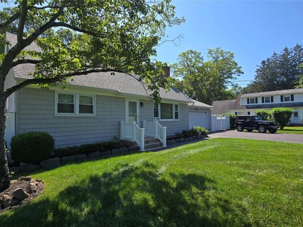 52 Timber Drive, Calverton NY 11933