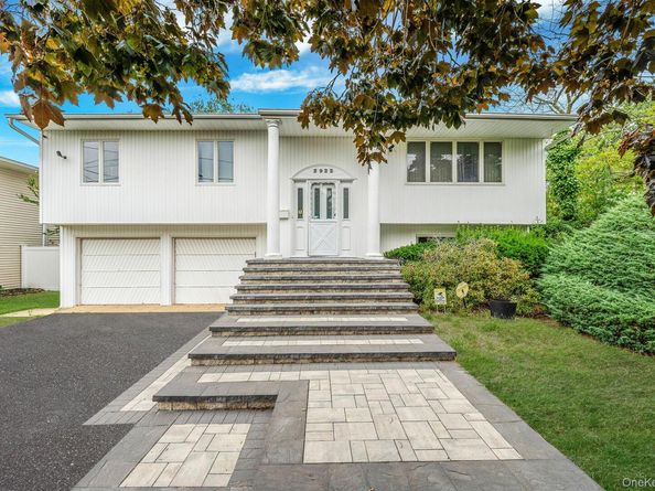 2922 Bond Drive, Merrick NY 11566