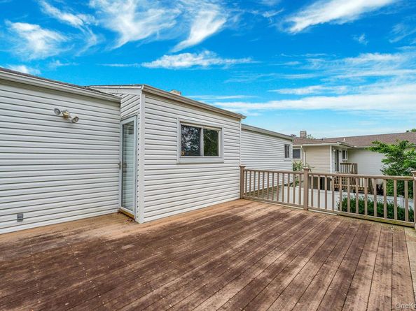 2922 Bond Drive, Merrick NY 11566