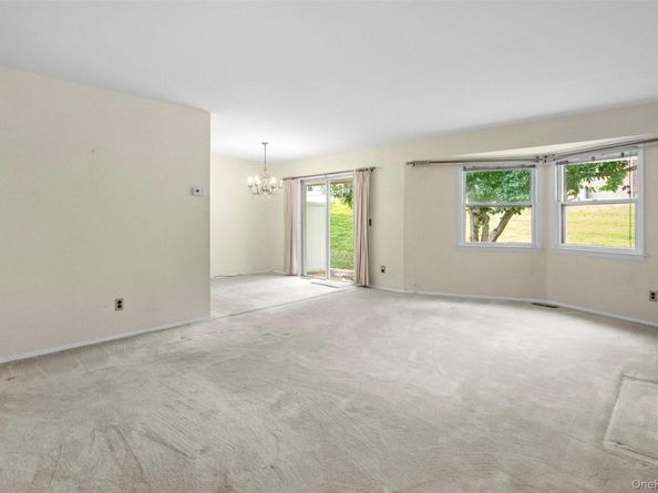 29 Cambridge Court B, Yorktown Heights NY 10598