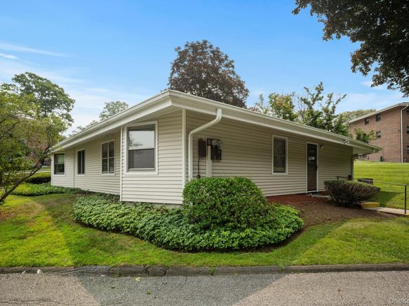 29 Cambridge Court B, Yorktown Heights NY 10598