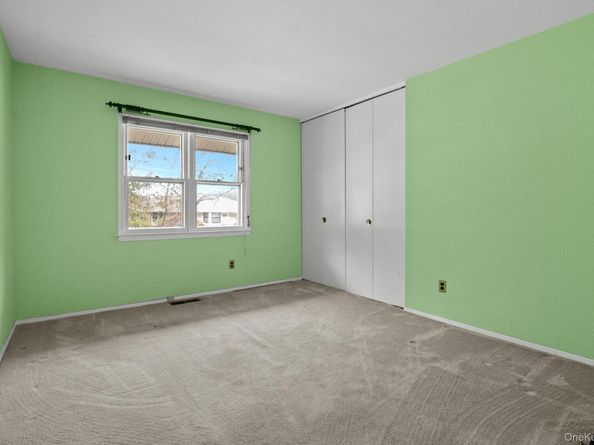 29 Cambridge Court B, Yorktown Heights NY 10598