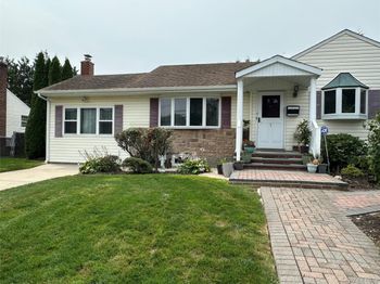 7 Dogwood Street