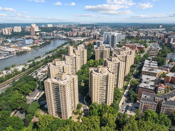 4 Fordham Hill Oval 9E, Bronx NY 10468