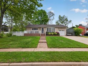 35 Genesee Drive, Commack NY 11725