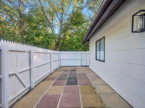 6 Amesworth Court, Middle Island NY 11953