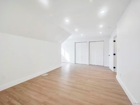 6 Amesworth Court, Middle Island NY 11953