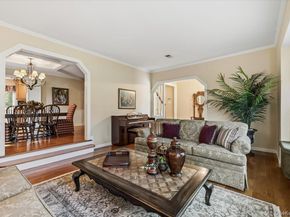 19 Fox Lane, Dix Hills NY 11746