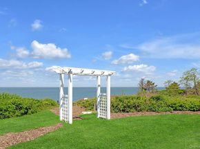 61475 Route 48 A105, Greenport NY 11944