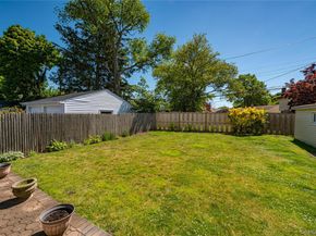 6 Virginia Lane, Bethpage NY 11714