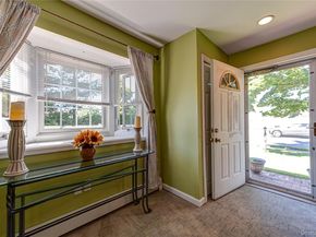 6 Virginia Lane, Bethpage NY 11714