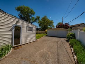 6 Virginia Lane, Bethpage NY 11714