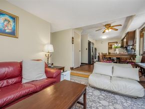 14 Leanore Drive, Farmingdale NY 11735