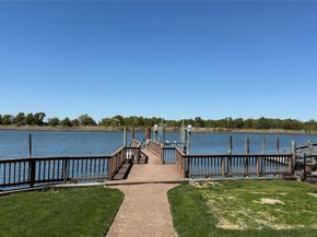 50 Island Parkway N, Island Park NY 11558