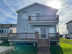 50 Island Parkway N, Island Park NY 11558