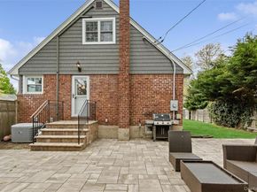 100 Westbury Avenue, Plainview NY 11803