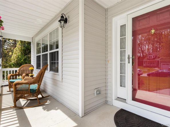 300 Rockwood Court, Yorktown Heights NY 10598