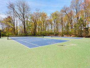 300 Rockwood Court, Yorktown Heights NY 10598