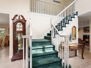 300 Rockwood Court, Yorktown Heights NY 10598
