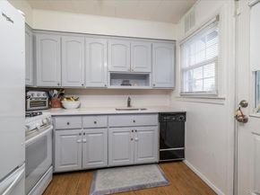 2915 Laurel Avenue, Baldwin NY 11510