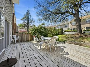 29 Jennings Lane, Woodbury NY 11797