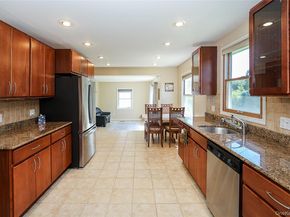14 Bradford Road, Plainview NY 11803