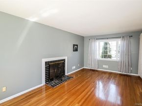 14 Bradford Road, Plainview NY 11803